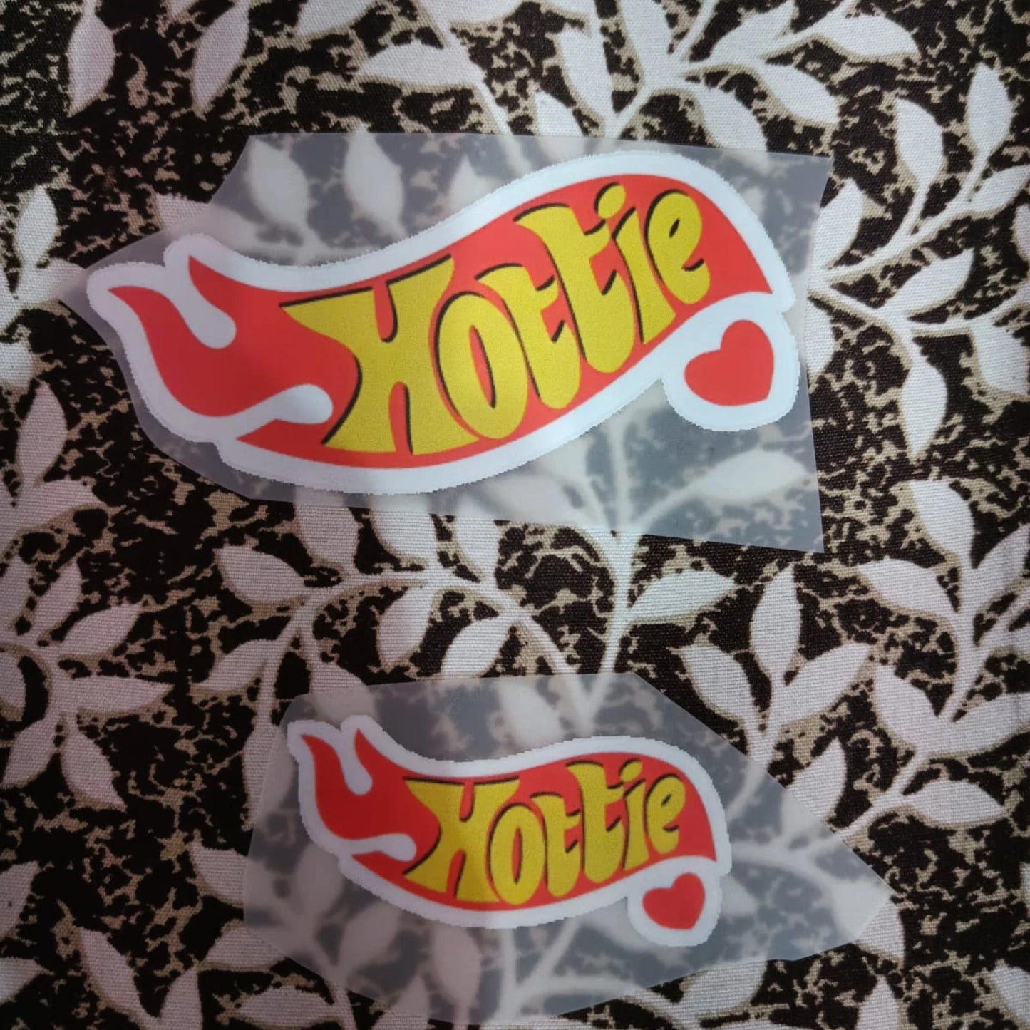 Hottie | Iron-On-Patch | Fabstik