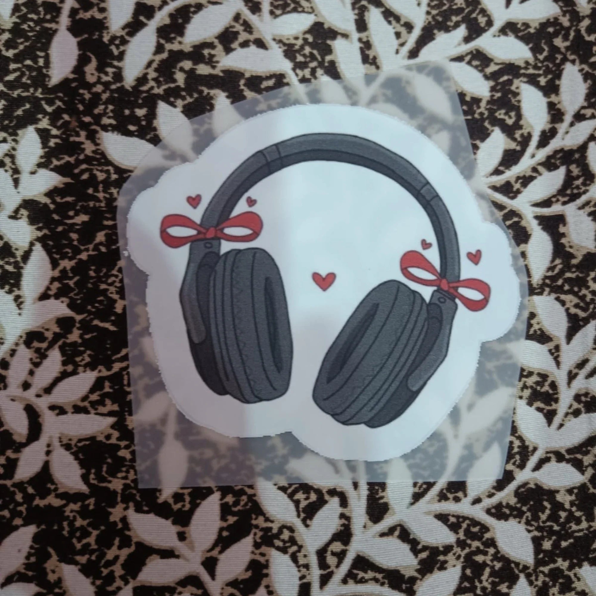 Bow Headphones | Iron-On-Patch | Fabstik