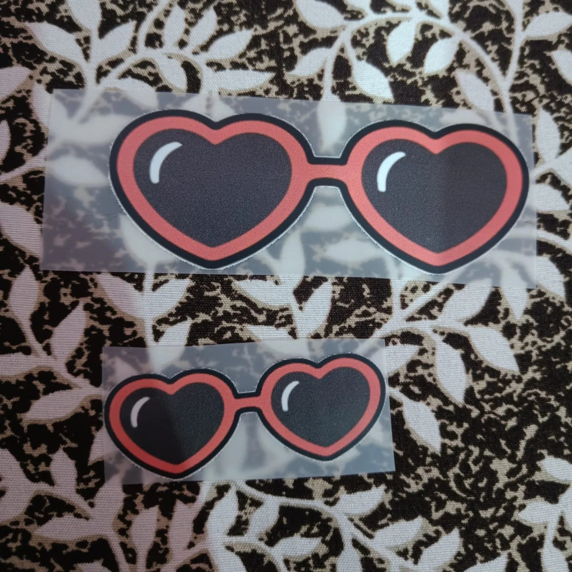 Heart Sunglass | Iron-On-Patch | Fabstik
