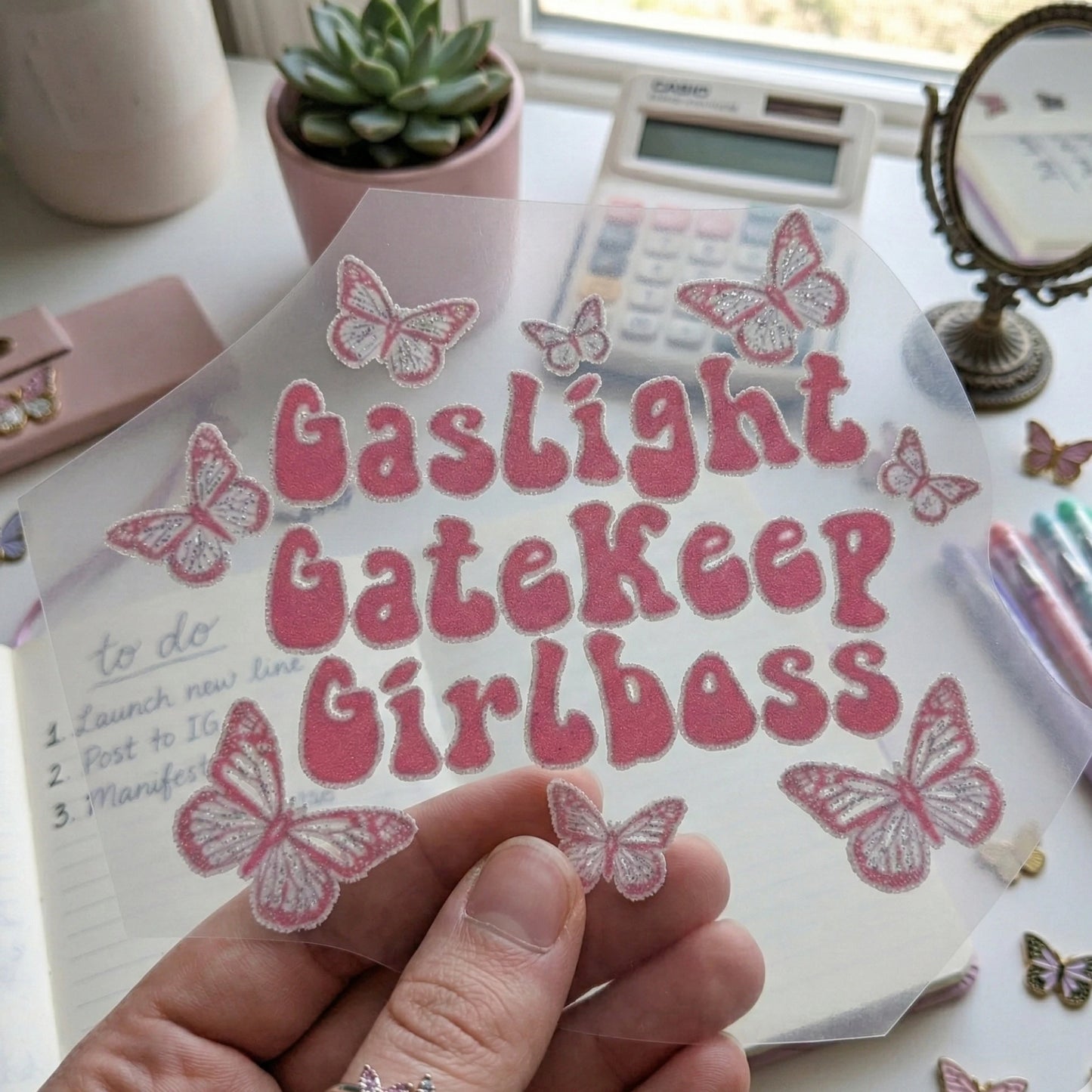 Gaslight | Iron-On-Patch | Fabstik
